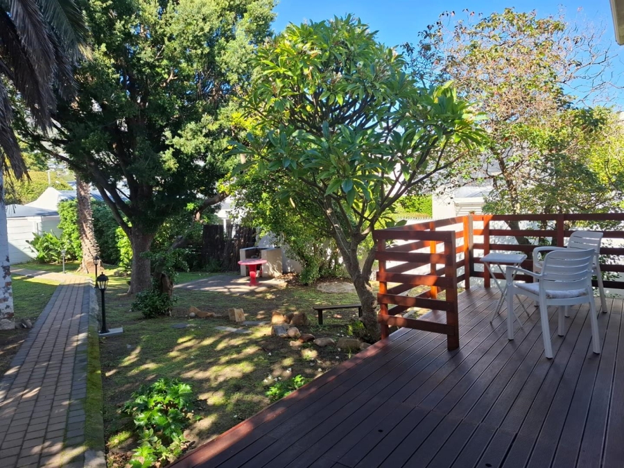 To Let 1 Bedroom Property for Rent in Camps Bay Western Cape